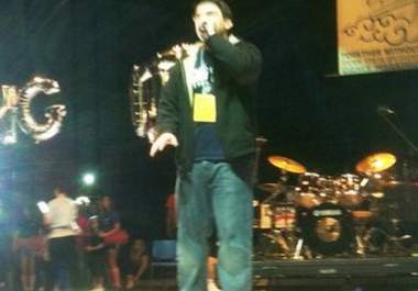 perform a fresh original professional beatbox video in HD big2