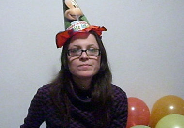dedicate an exclusive video singing Happy Birthday in Spanish to any person you want on your behalf big2