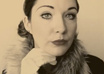 be your OLDSTYLE female english or german testimonial for your products, websites or services small1