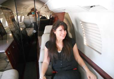 say any message inside a great airplane big1