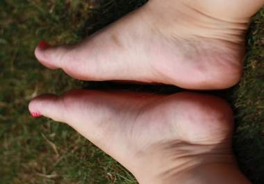 give you a 20 picture set of my feet big1
