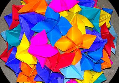 hand make this beautiful flower design using up to 7 colors of your choose big1