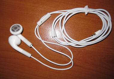 send you an apple earphone with volume controls and mic big1