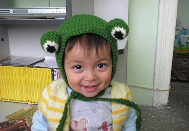 crochet you a frog hat or send you its pattern big1